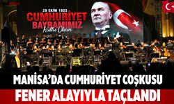 Manisa’da Cumhuriyet Coşkusu Fener Alayıyla Taçlandı