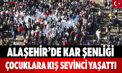 Alaşehir’de kar şenliği çocuklara kış sevinci yaşattı