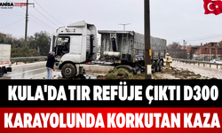 Kula'da Tır Refüje Çıktı D300 Karayolunda Korkutan Kaza