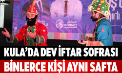 Kula’da Dev İftar Sofrası Binlerce Kişi Aynı Safta