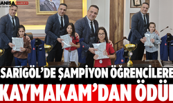 Sarıgöl’de Şampiyon Öğrencilere Kaymakam’dan Ödül
