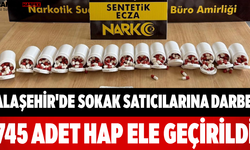 Alaşehir'de Sokak Satıcılarına Darbe 745 Adet Hap Ele Geçirildi