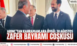 Arınç’tan Kahramanlara Övgü: 30 Ağustos Zafer Bayramı Coşkusu”