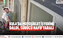 Kula’da Motosiklet İşyerine Daldı, Sürücü Hafif Yaralı
