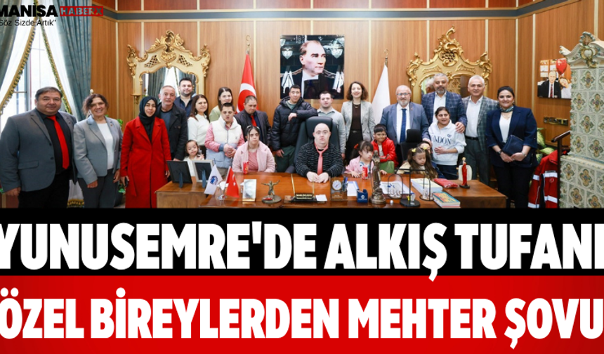 Yunusemre'de Alkış Tufanı Özel Bireylerden Mehter Şovu!