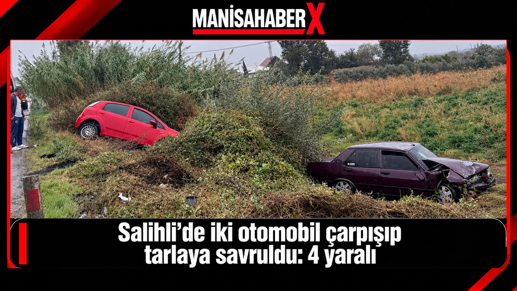 Salihli’de iki otomobil çarpışıp tarlaya savruldu: 4 yaralı